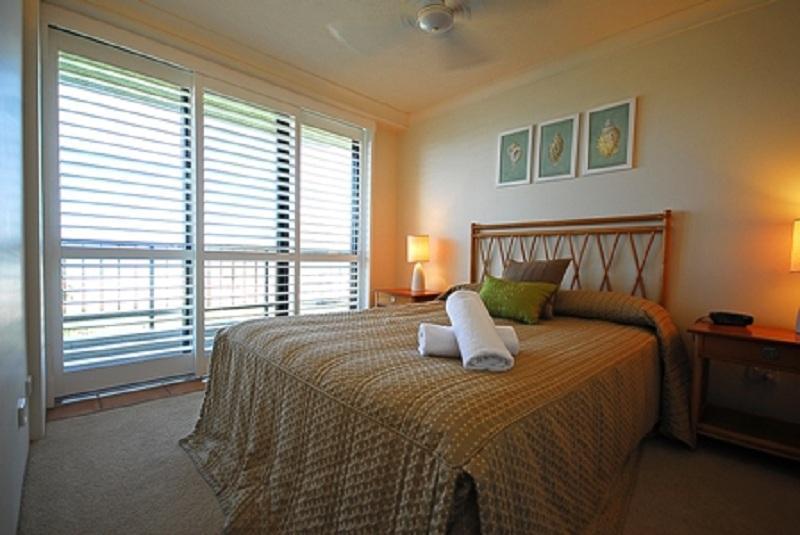 San Simeon Beachfront Apartments Tugun Guldkusten Exteriör bild