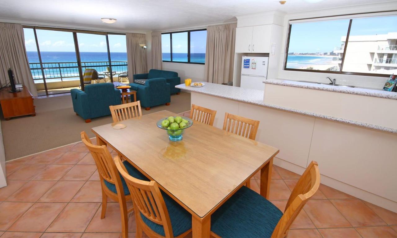 San Simeon Beachfront Apartments Tugun Guldkusten Exteriör bild