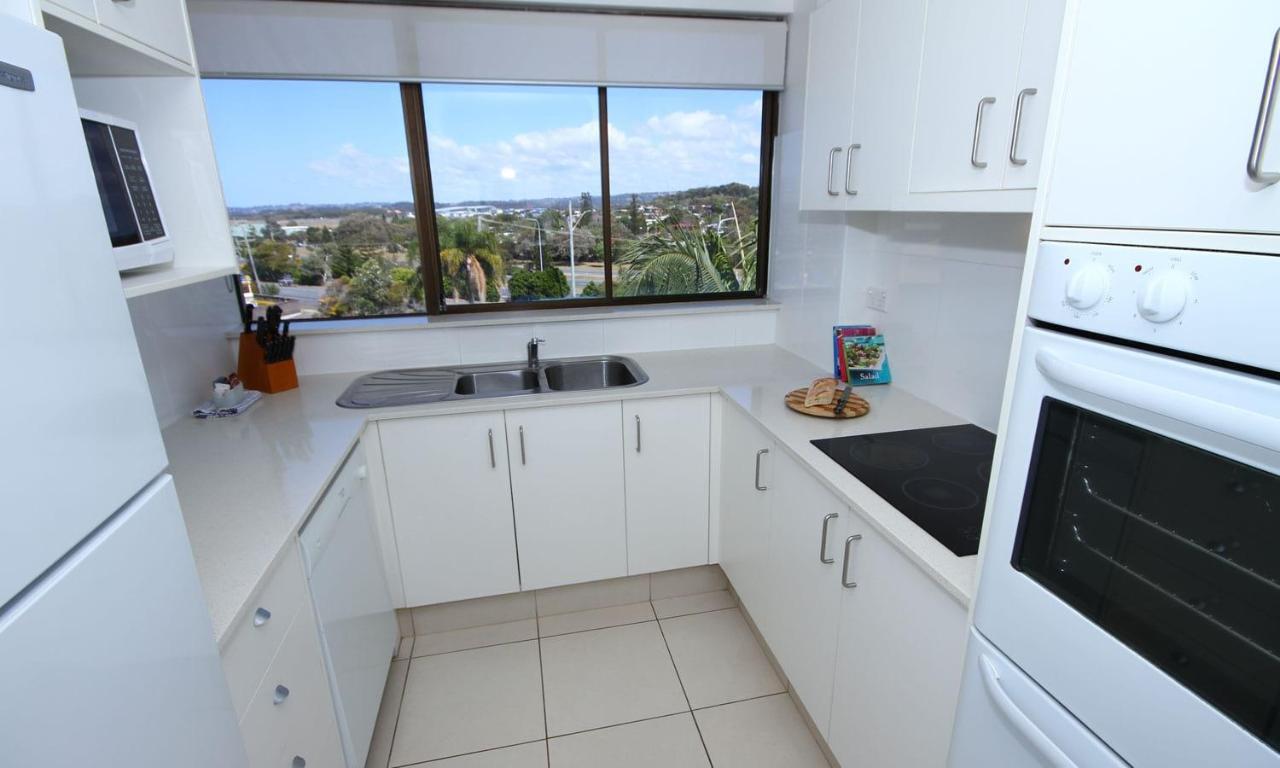 San Simeon Beachfront Apartments Tugun Guldkusten Exteriör bild