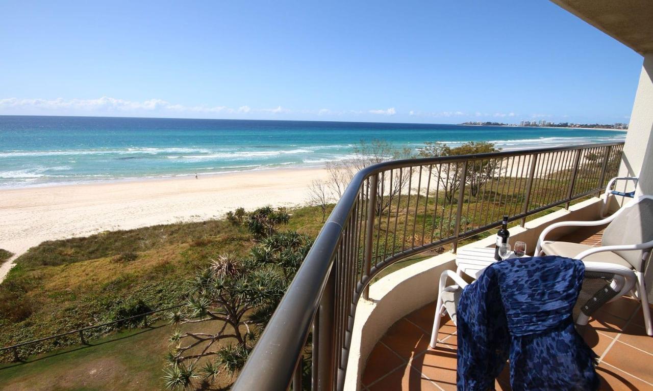 San Simeon Beachfront Apartments Tugun Guldkusten Exteriör bild